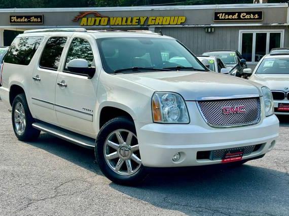 GMC YUKON XL 2010 1GKUKMEF2AR253239 image